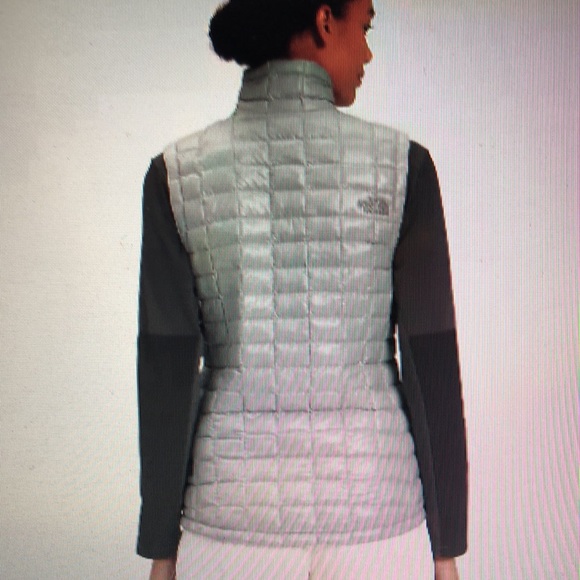 Women’s North Face Thermoball Eco Vest black XS - Picture 7 of 8